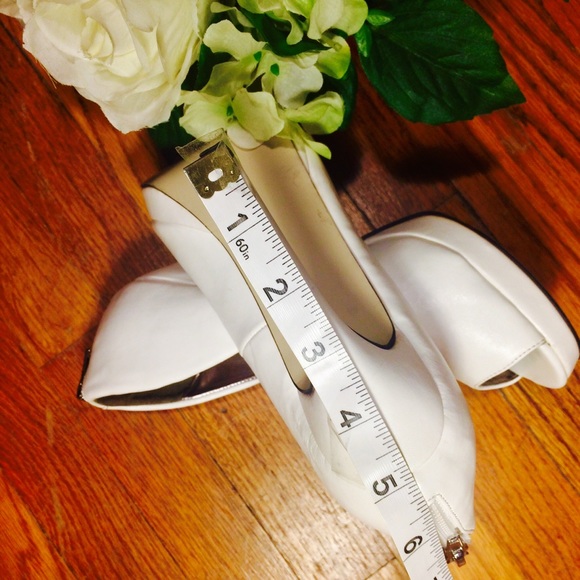 Exquisite! Sexy Zip back Heels- Platform Peep Toes - Picture 6 of 7